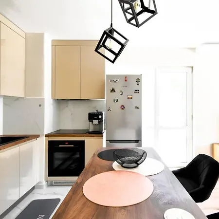 Apartment Modern 1br With The Comforts Of *
